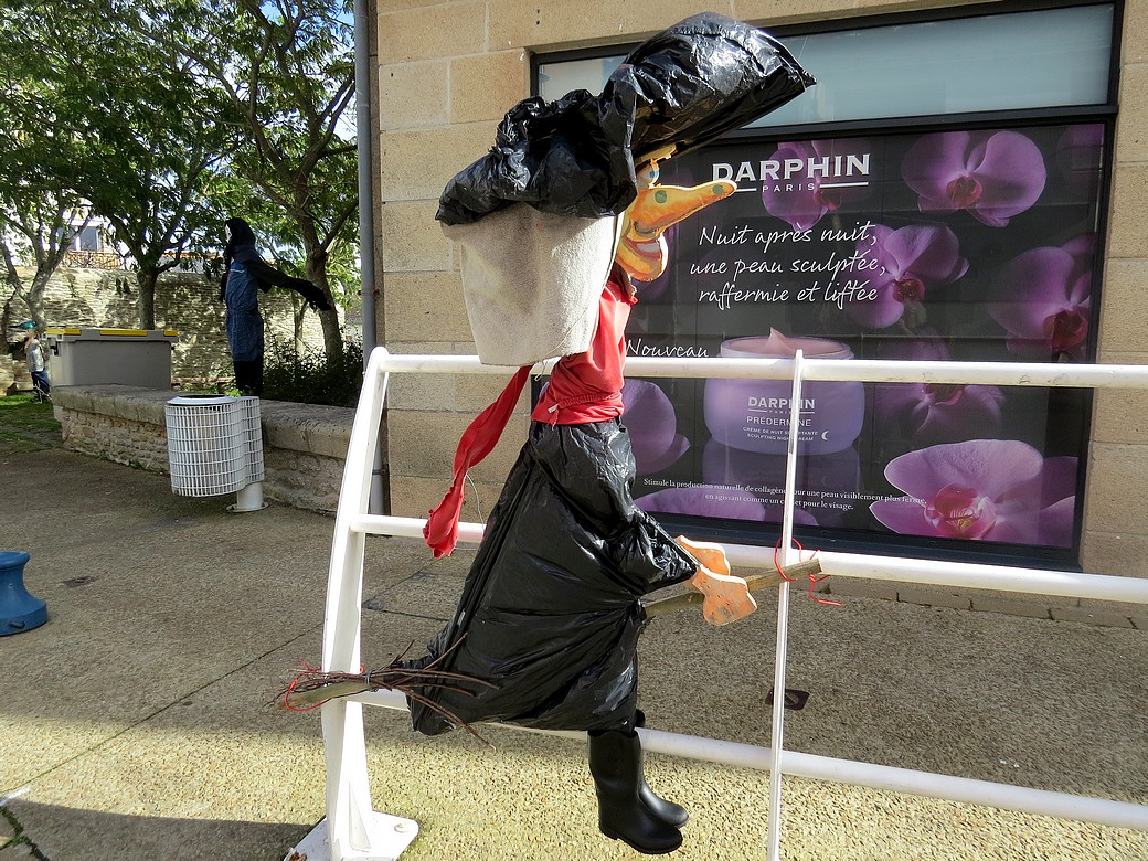 Le festival des épouvantails, du 20 octobre au 3&nbsp;novembre